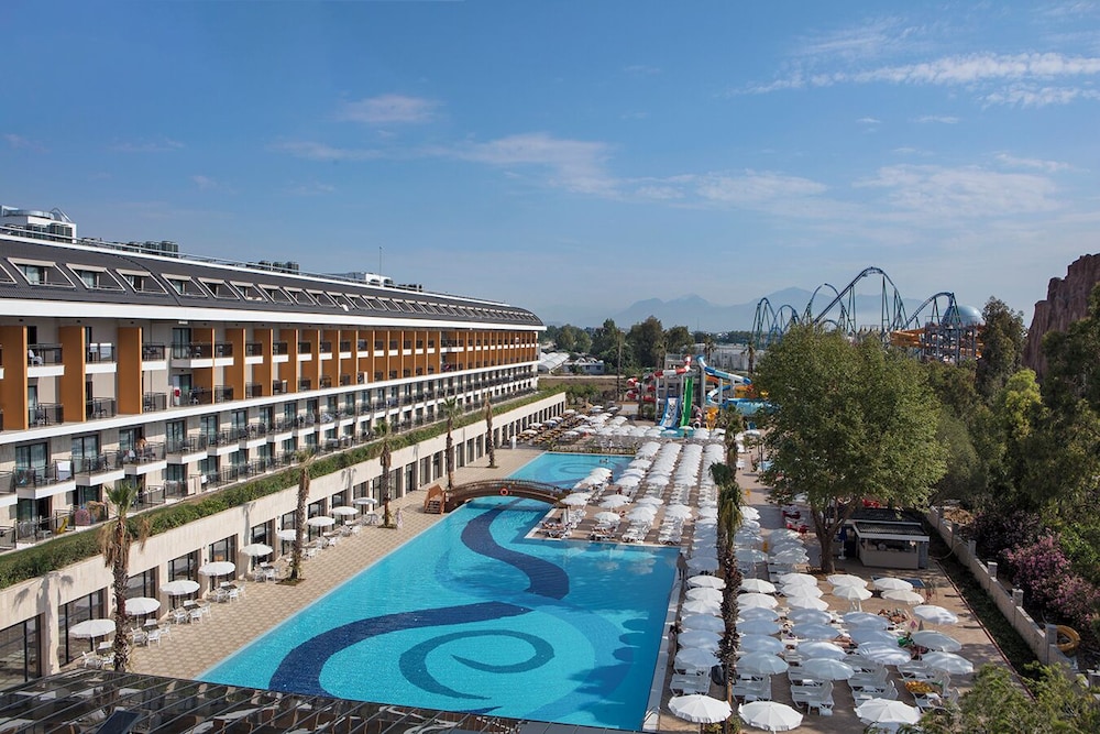 Aydinbey Queen s Palace & Spa in SERIK