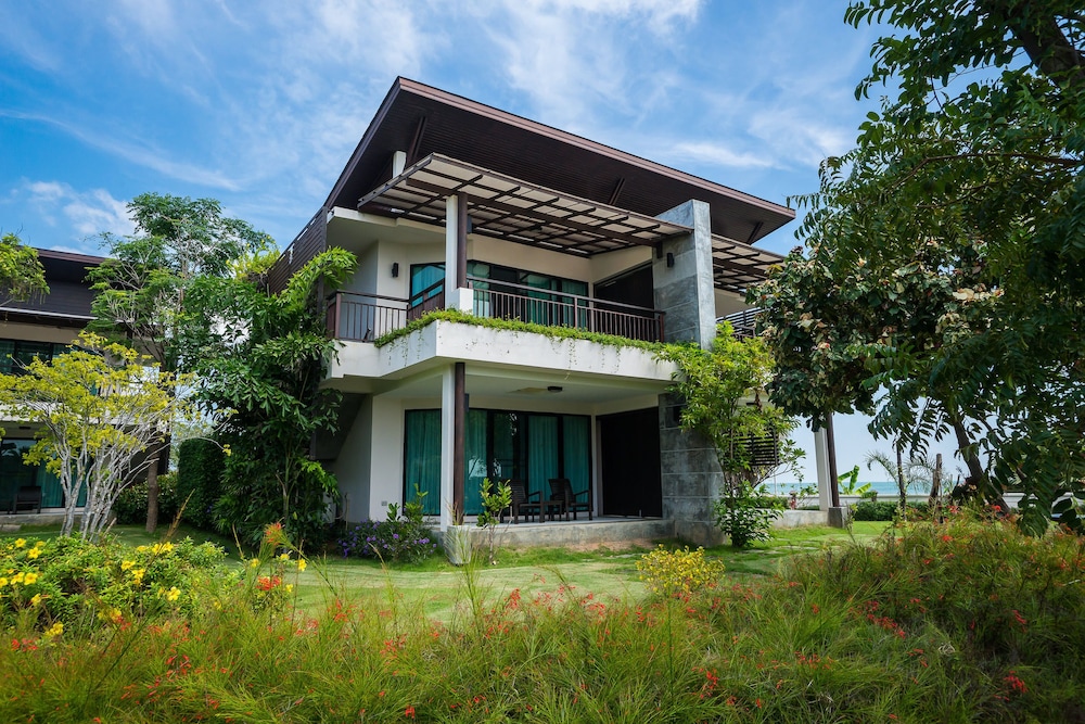 I-TARA RESORT & SPA 5/71