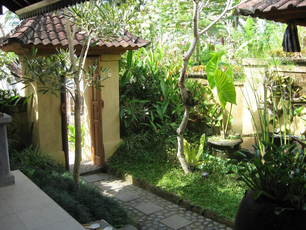 Uma Chaming Villas & Gym 18/32