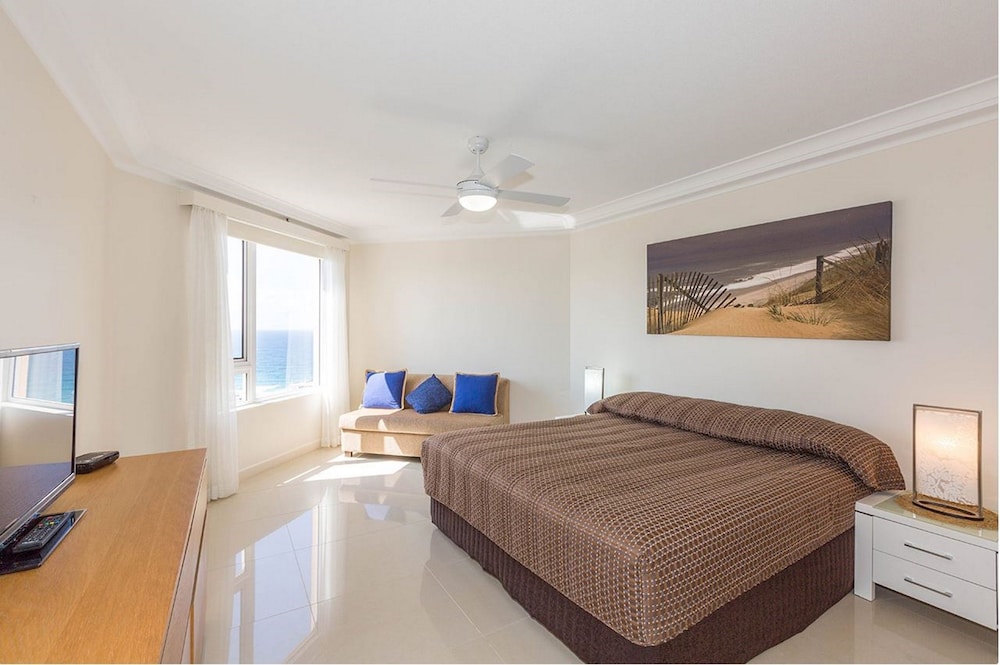 Belle Maison Apartments 24/72