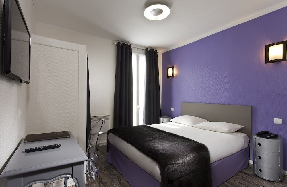 O.lysee Hotel 6/47