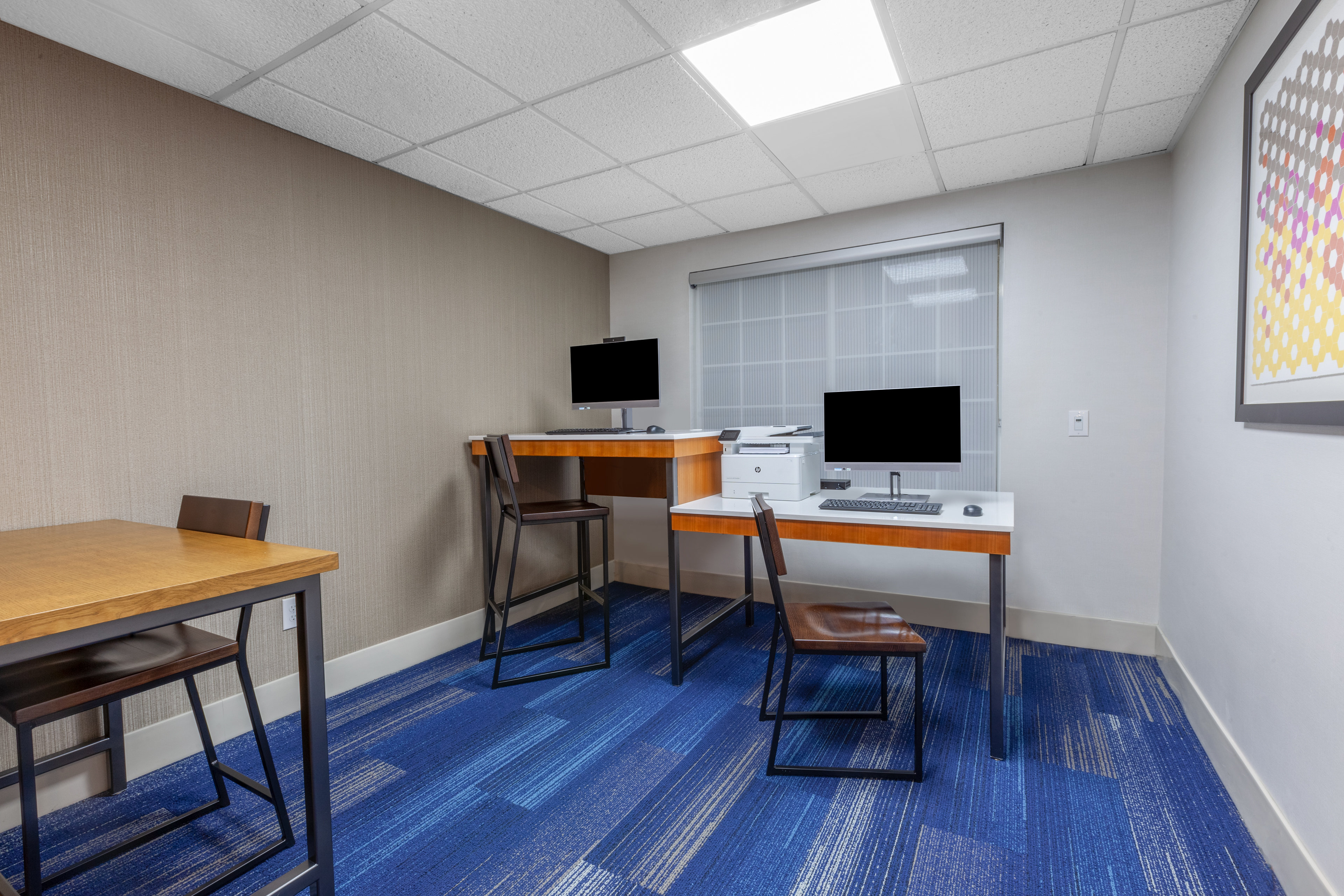 Holiday Inn Express Hotel Suites Woodhaven 51/59
