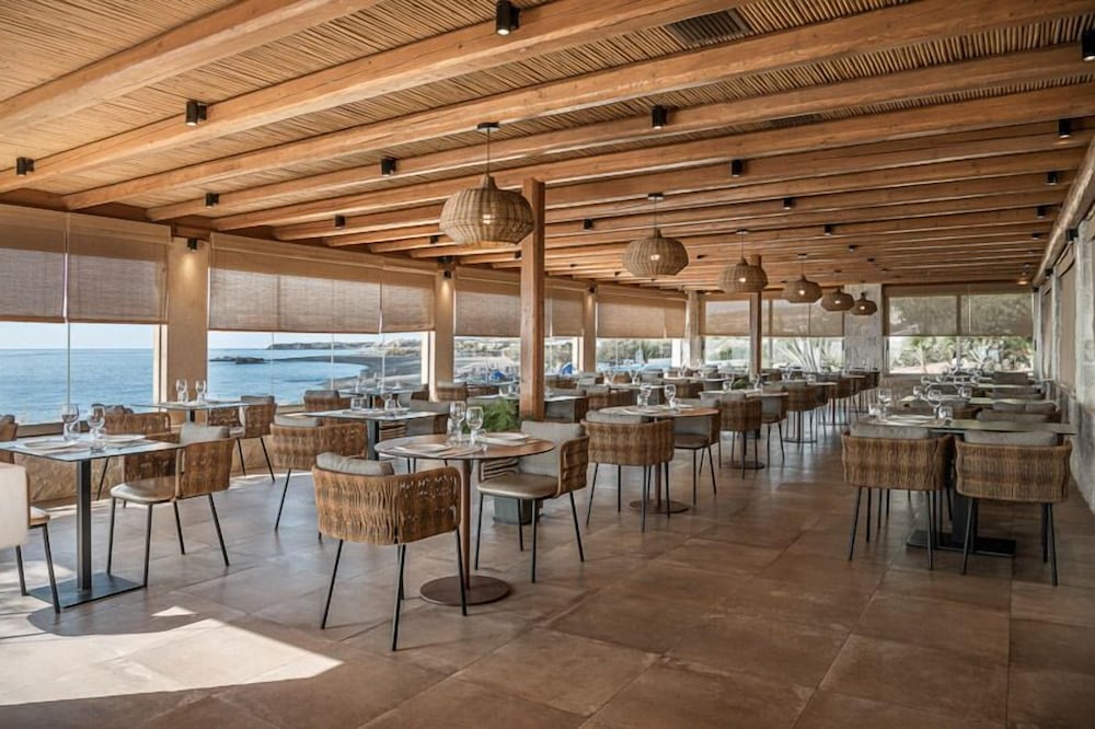 Kakkos Beach Hotel - Adults Only 31/50