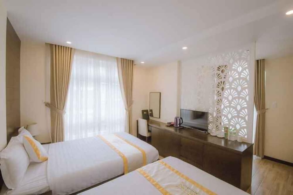 Thien Ly Hotel Dalat 12/27