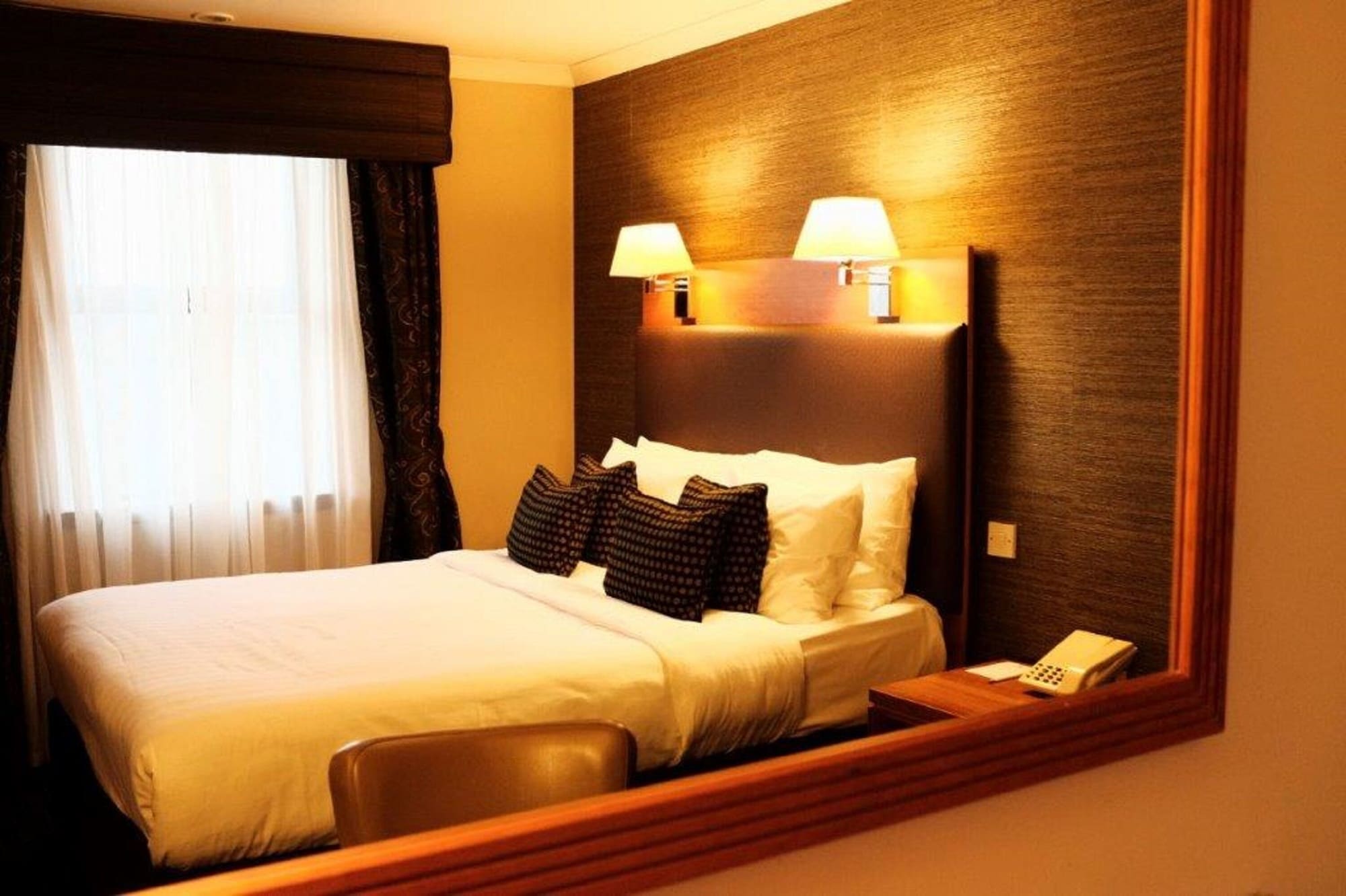 COMFORT, DOUBLE BED