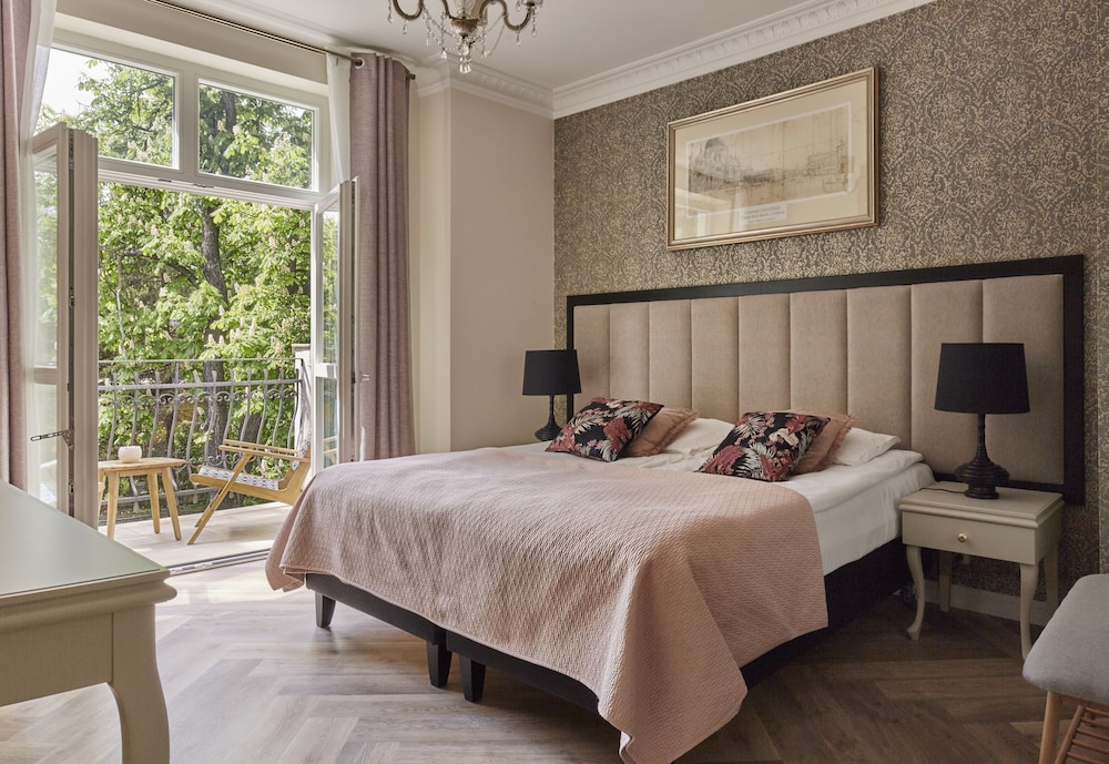 VILLA ANTONINA 24/73