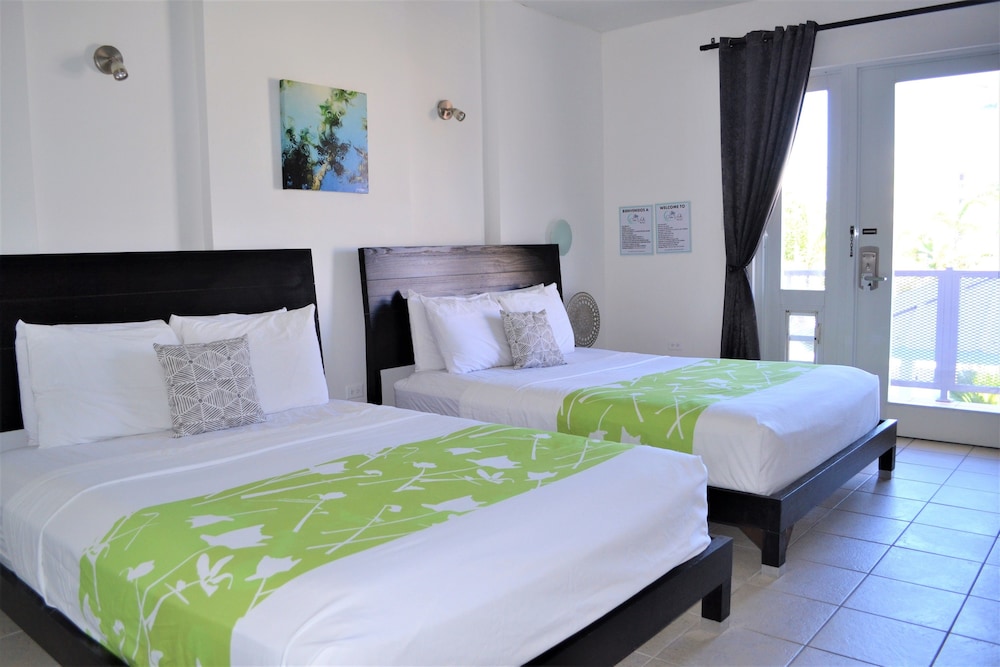 Casa Verde Hotel 7/50