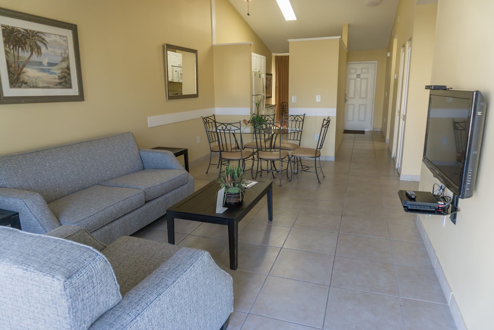Villas At Fortune Place 40/57