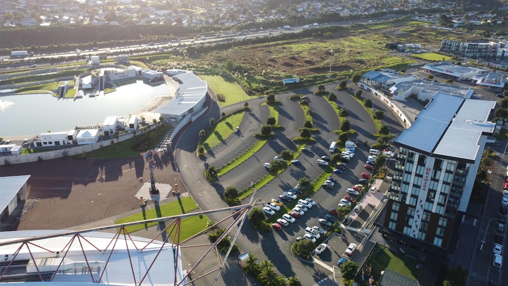 Ramada Suites by Wyndham Auckland Manukau Pacfic Centre 60/64