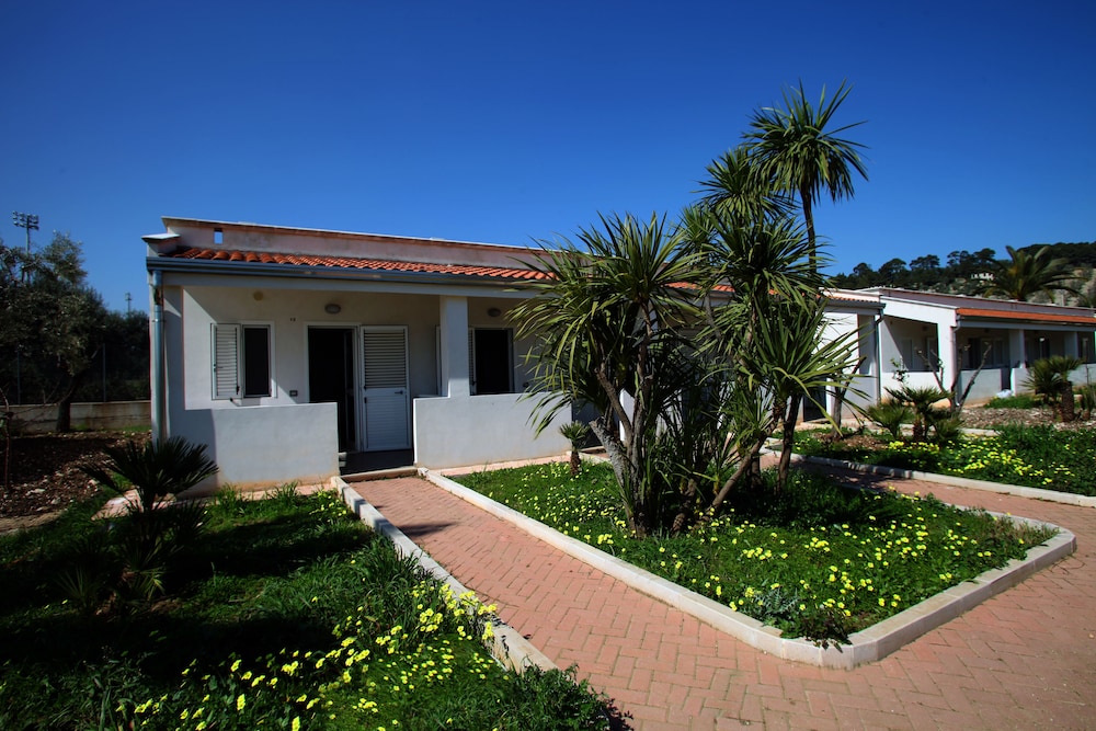 Sciali Hotel 38/50