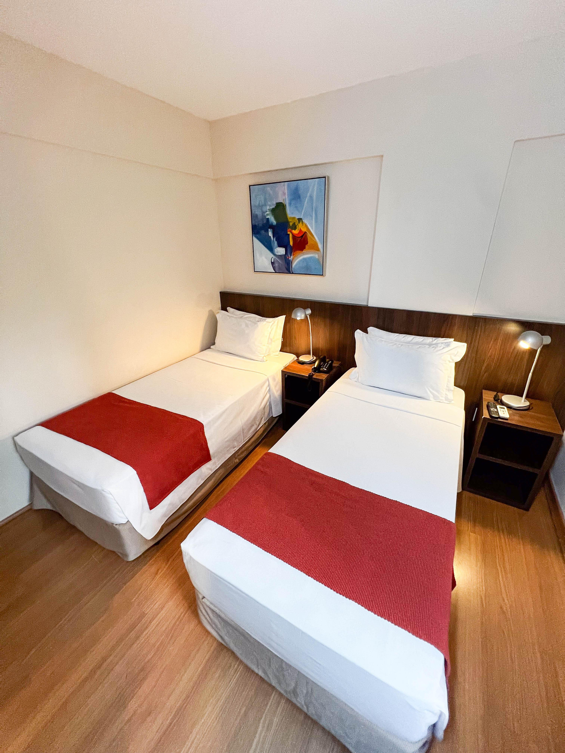 Standard, Twin Beds