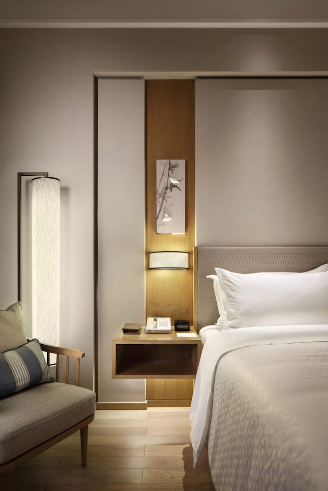 Four Points By Sheraton Chengdu Pujiang Resort 16/37