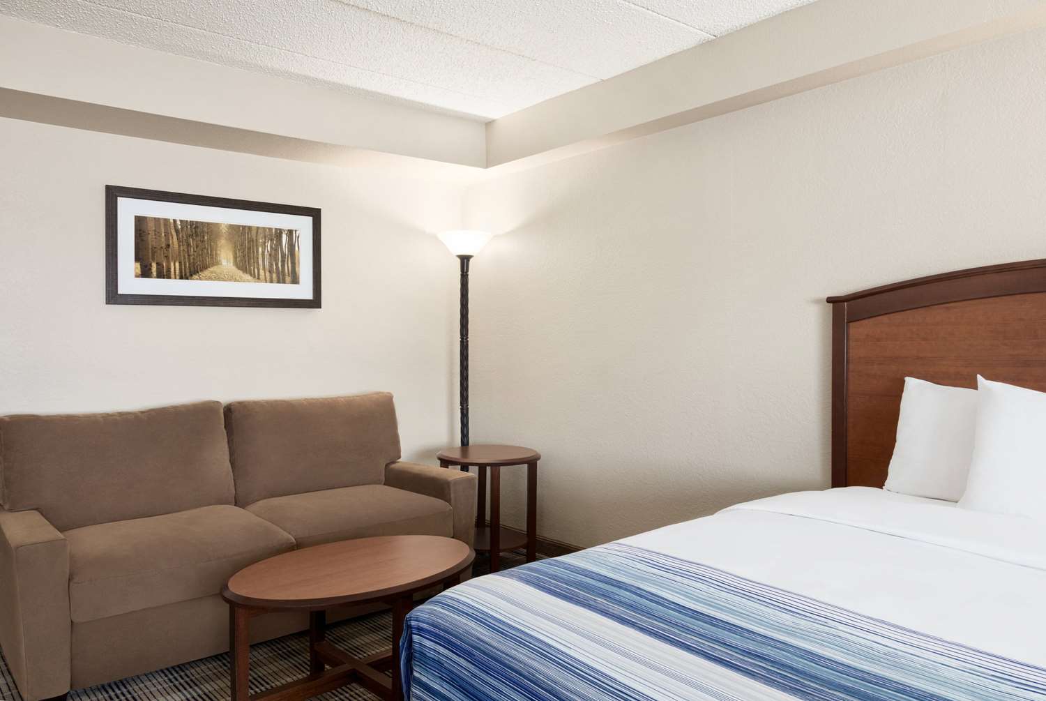 Americinn By Wyndham Roseau 9/53