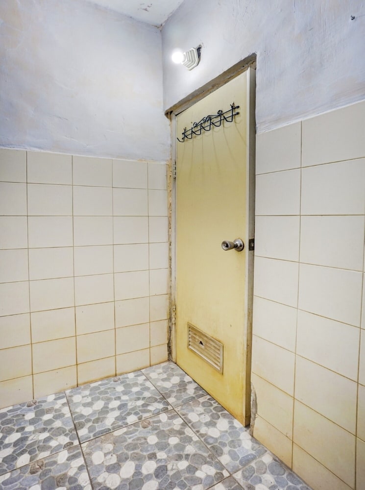 OYO 3956 Hotel Palem 2 7/38