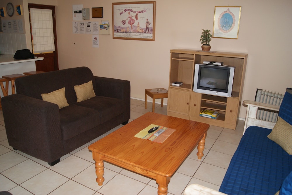 Serengeti Self Catering Units 23/34