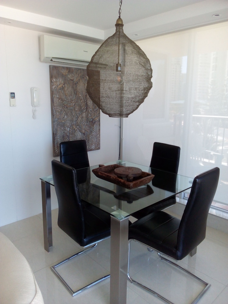 BEACHSIDE TOWER 40/64