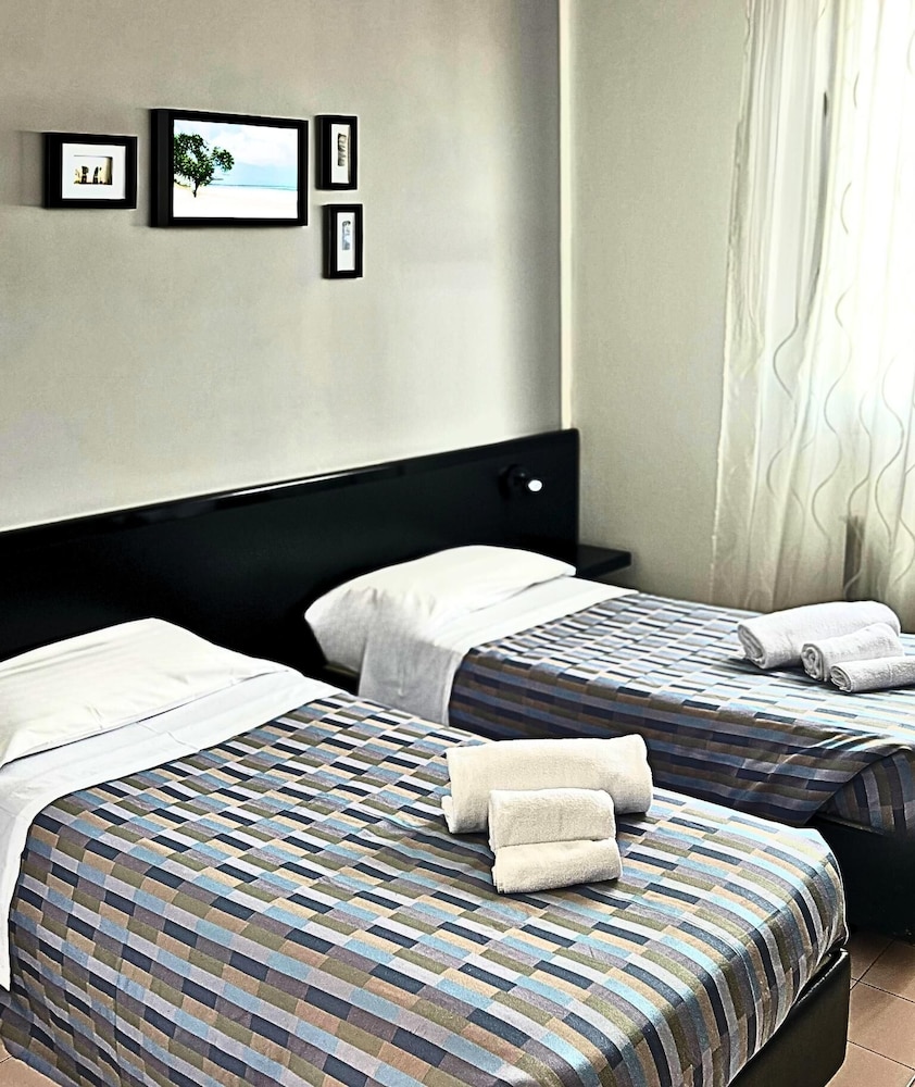 Verdemilia Hotel 3/50