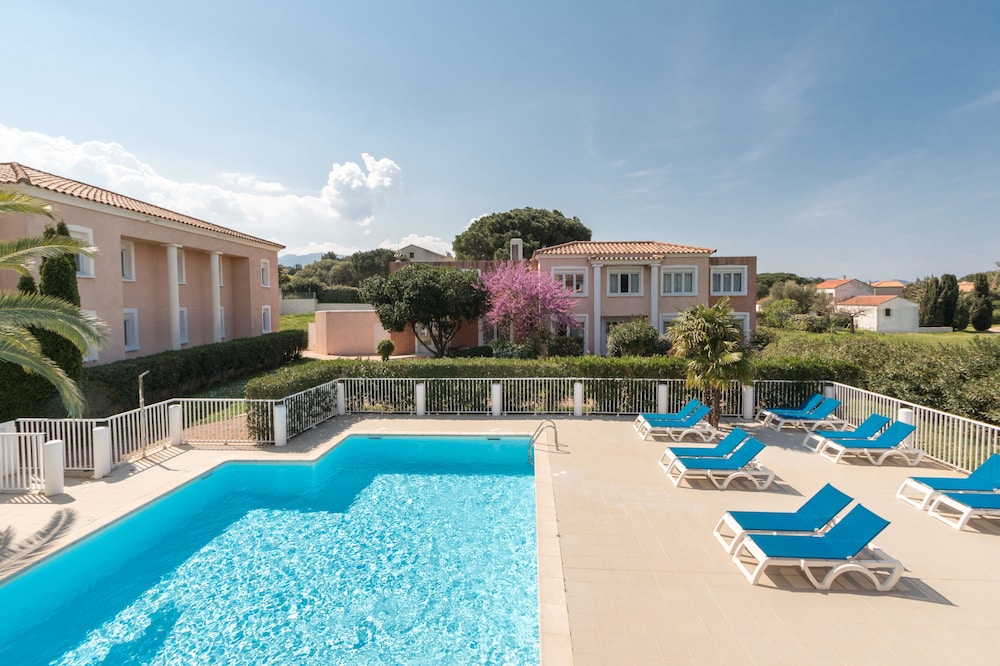 Hotel Thalassa 38/50