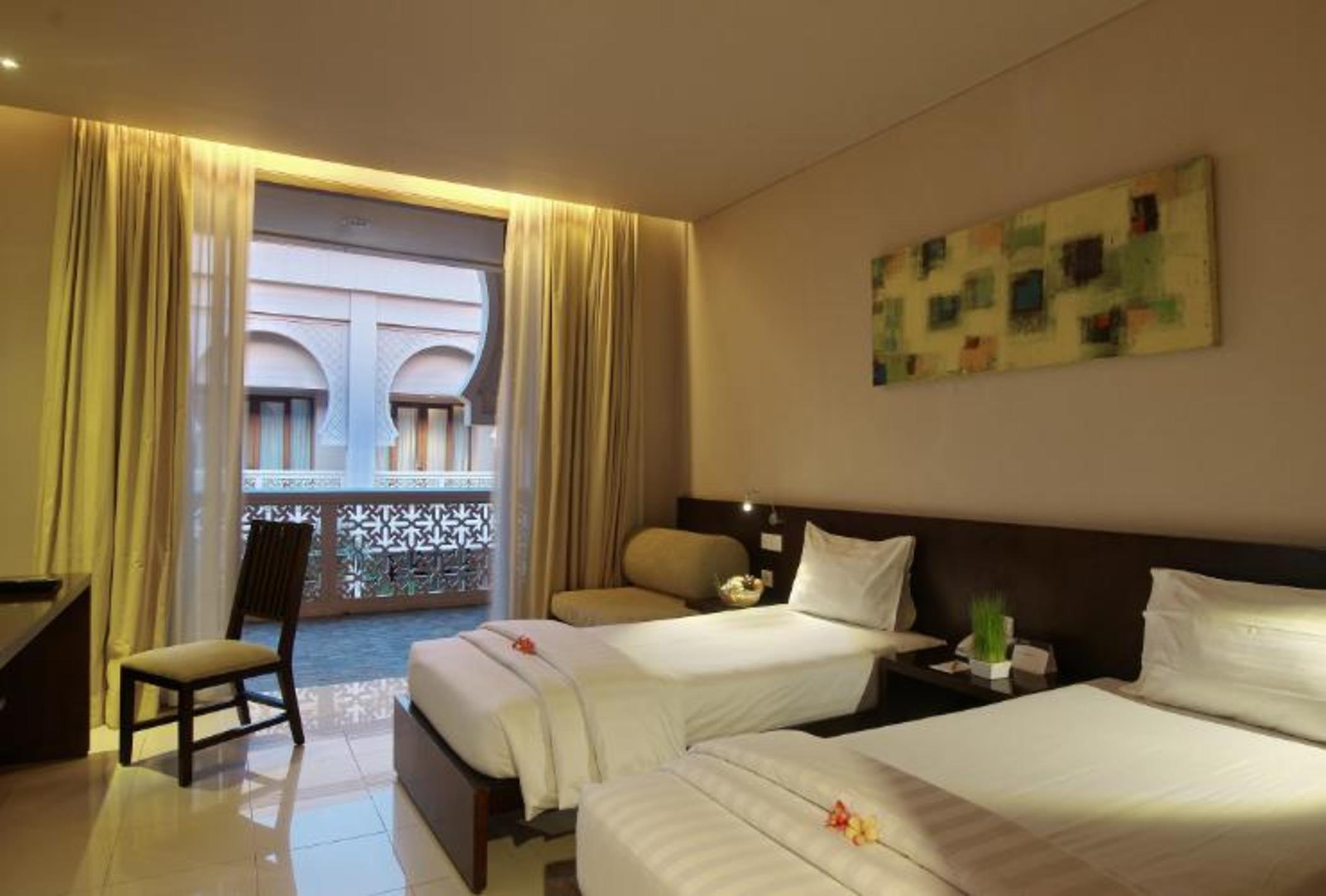 The Pade Hotel 6/22