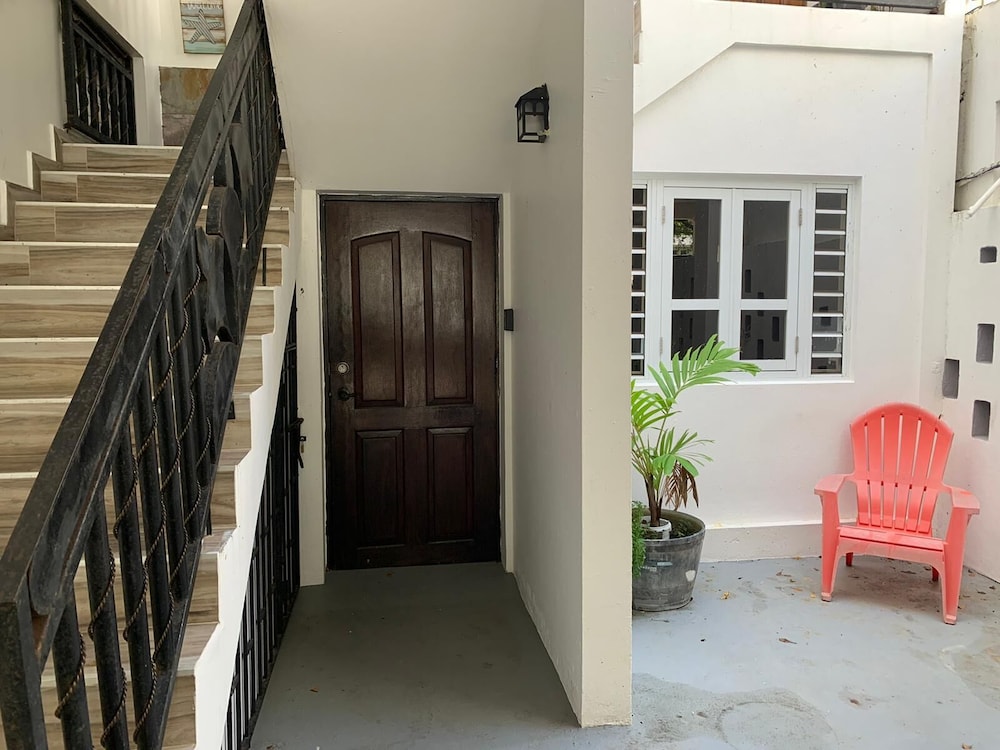 Placid Suites (ex. HM Suites) 39/50