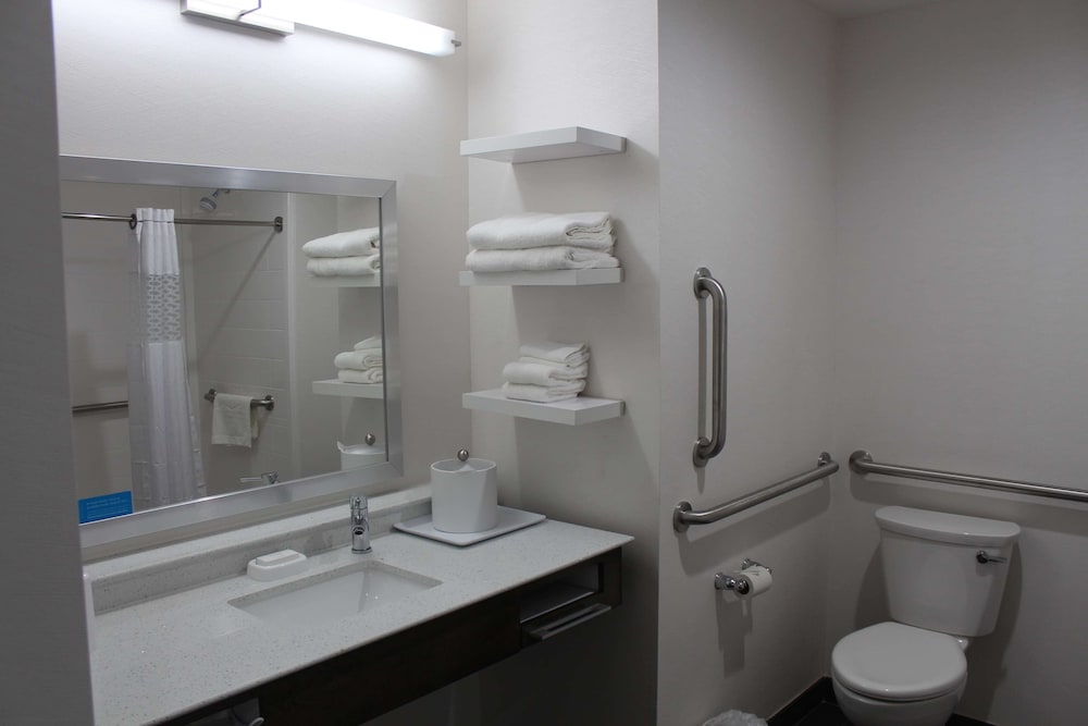 Hampton Inn And Suites Guthrie 17/53