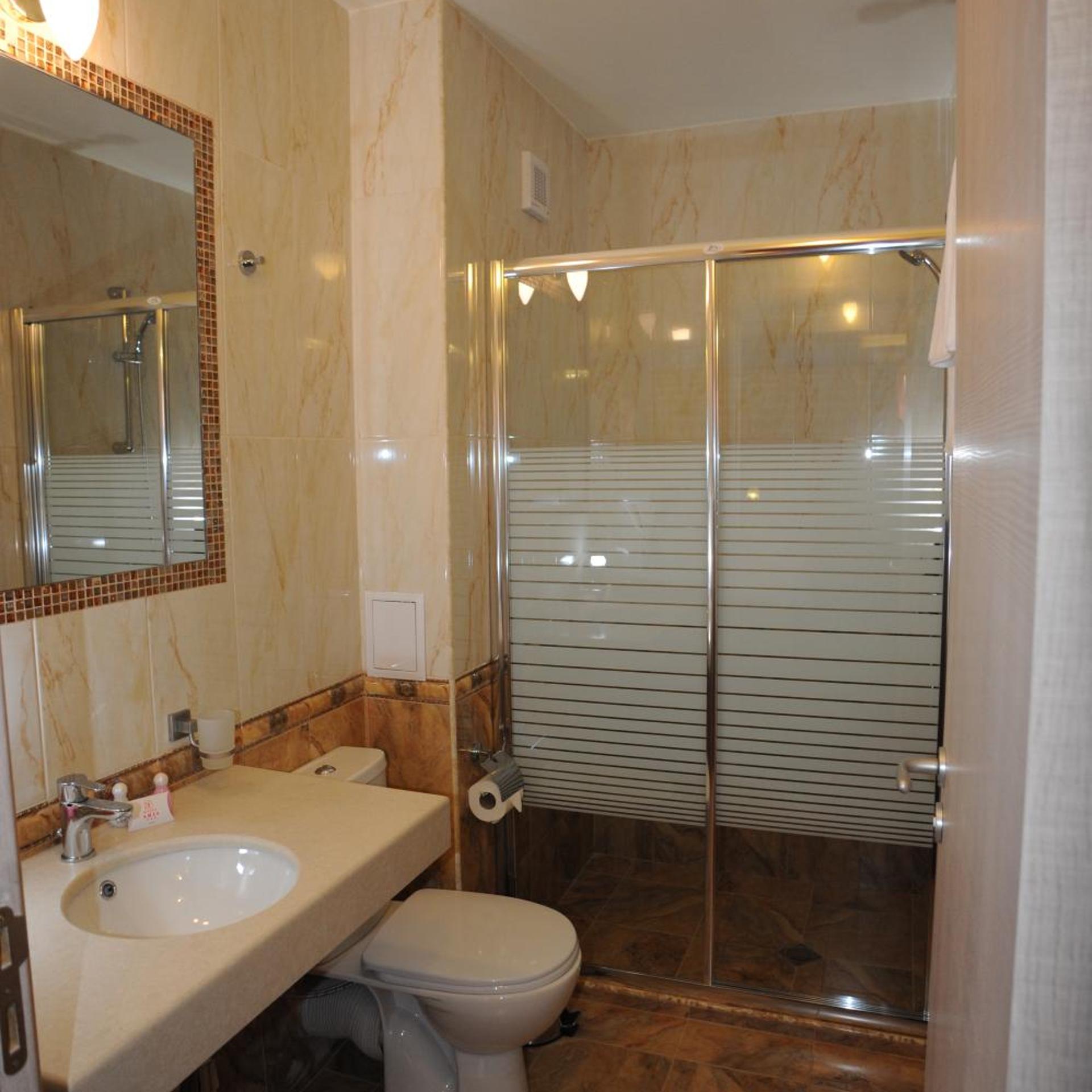 Hotel Adria 82/84