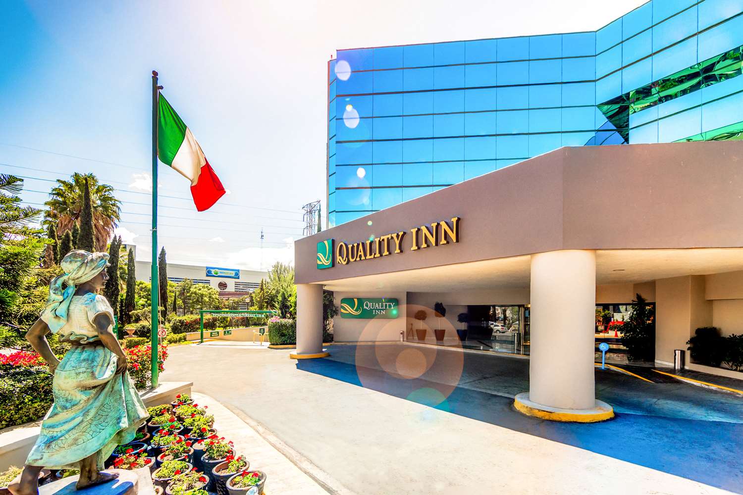 Hotel La Joya 18/19