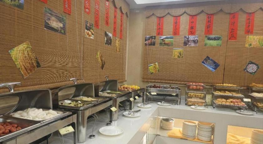 Vienna Hotel (Nanning Railway Station) 36/50