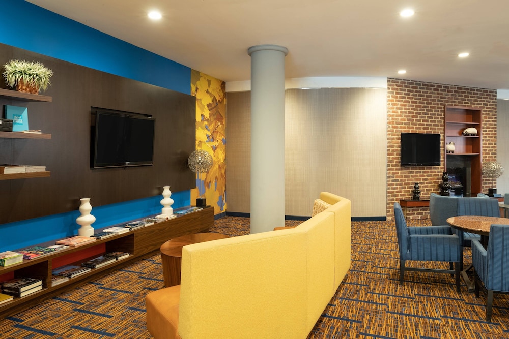 Courtyard by Marriott Newark University of Delaware 10/50