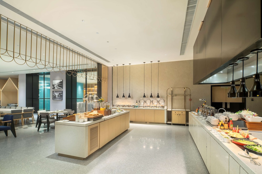 Hilton Garden Inn Changde Dingcheng 37/44