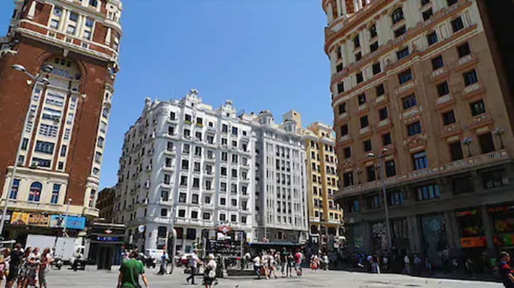 Hostal Josefina 63/73