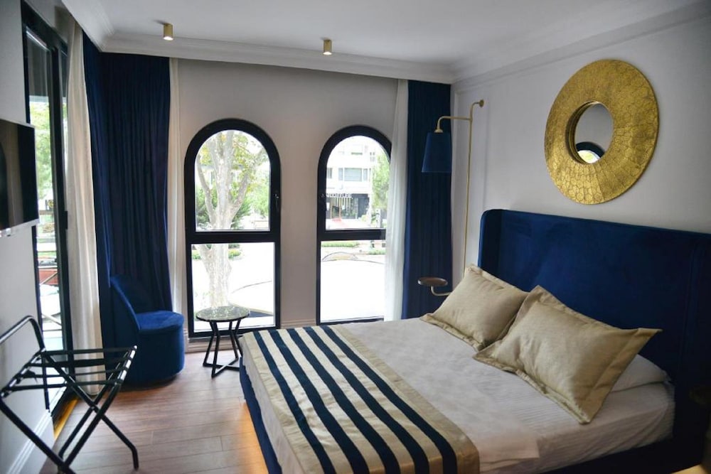 A11 Exclusive Hotel 18/25