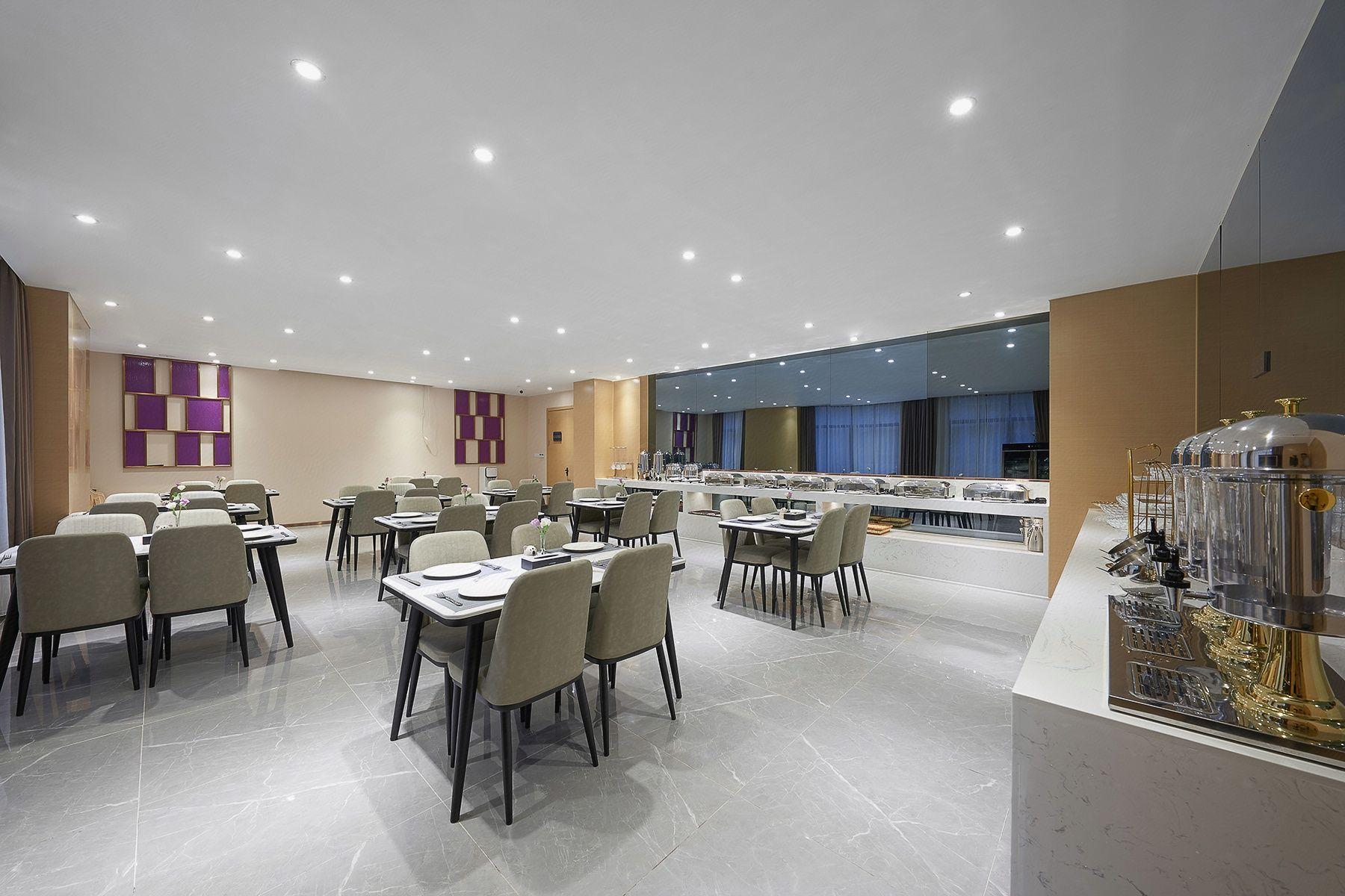 Lavande Hotel (Guangzhou Baiyun Airport, Shuguang Road) 32/36