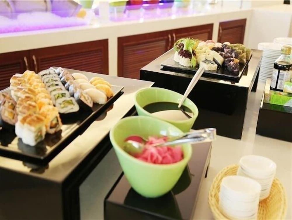 Jiuhua Jin Jiang International Hotel 17/33
