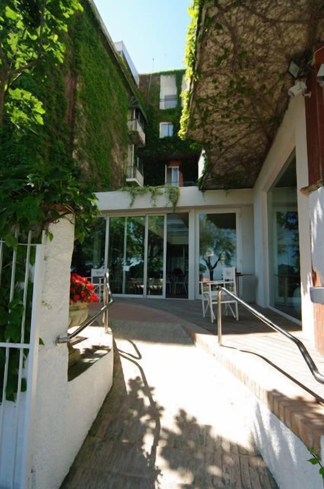 Hotel Giovanna Regina 31/34