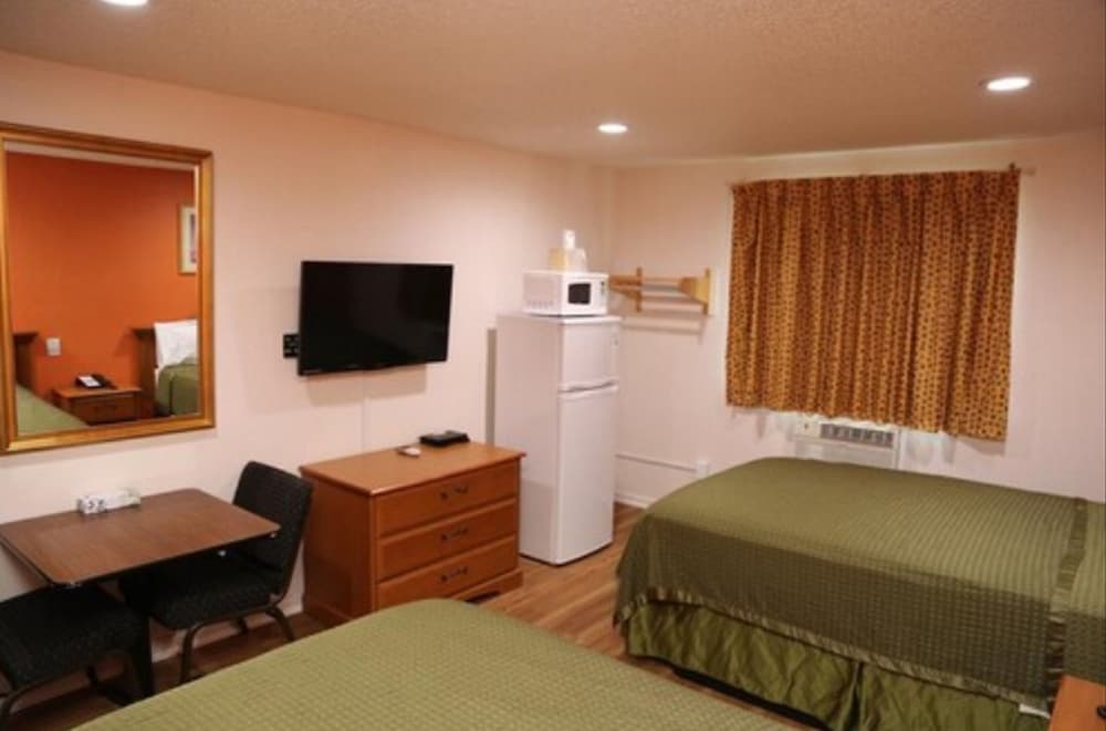 Americas Express Inn 15/22