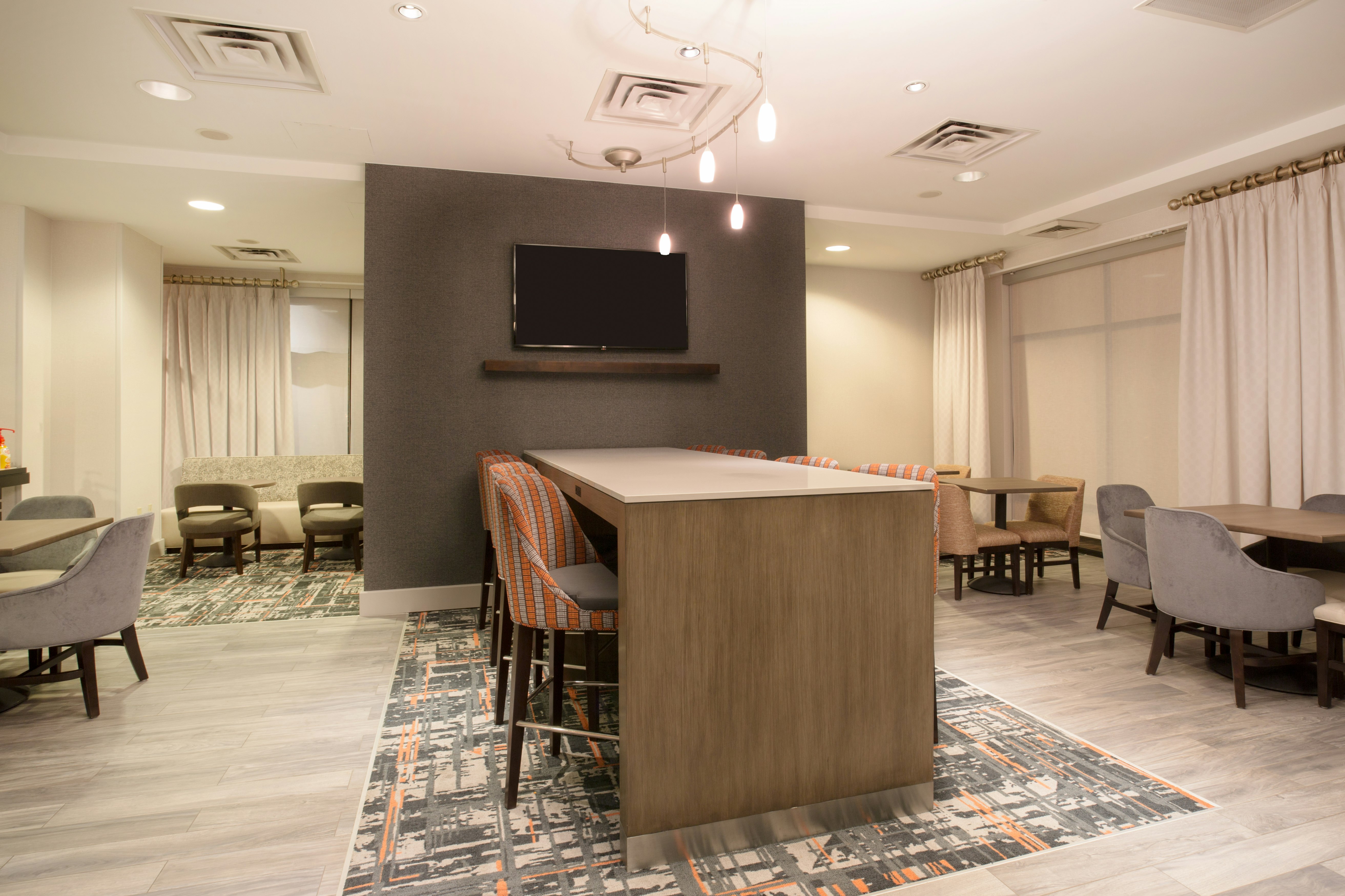Hampton Inn Suites Denver Downtown 43/46