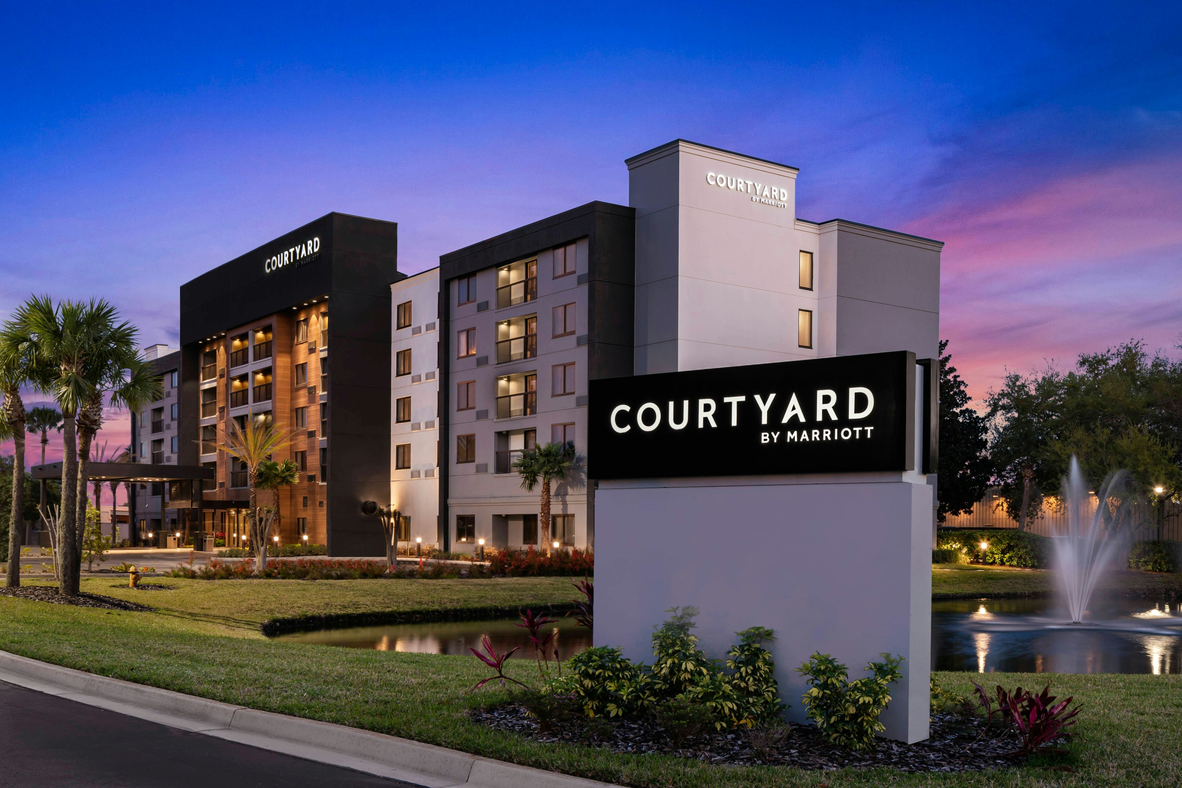 Courtyard By Marriott Butler Boulevard 2/43
