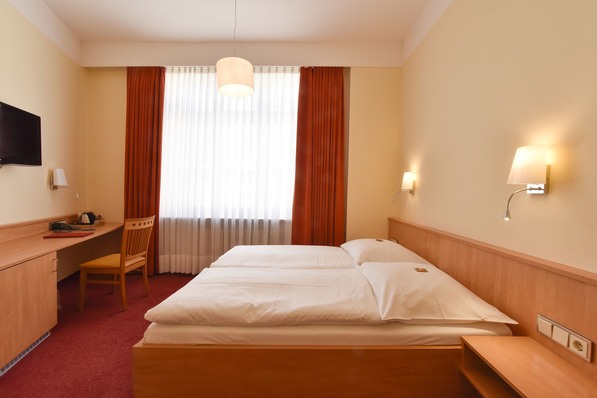 CLASSIC, DOUBLE BED