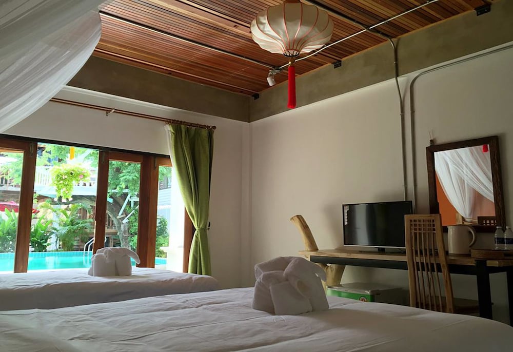 Garden Yard Inn Chiangmai 11/27