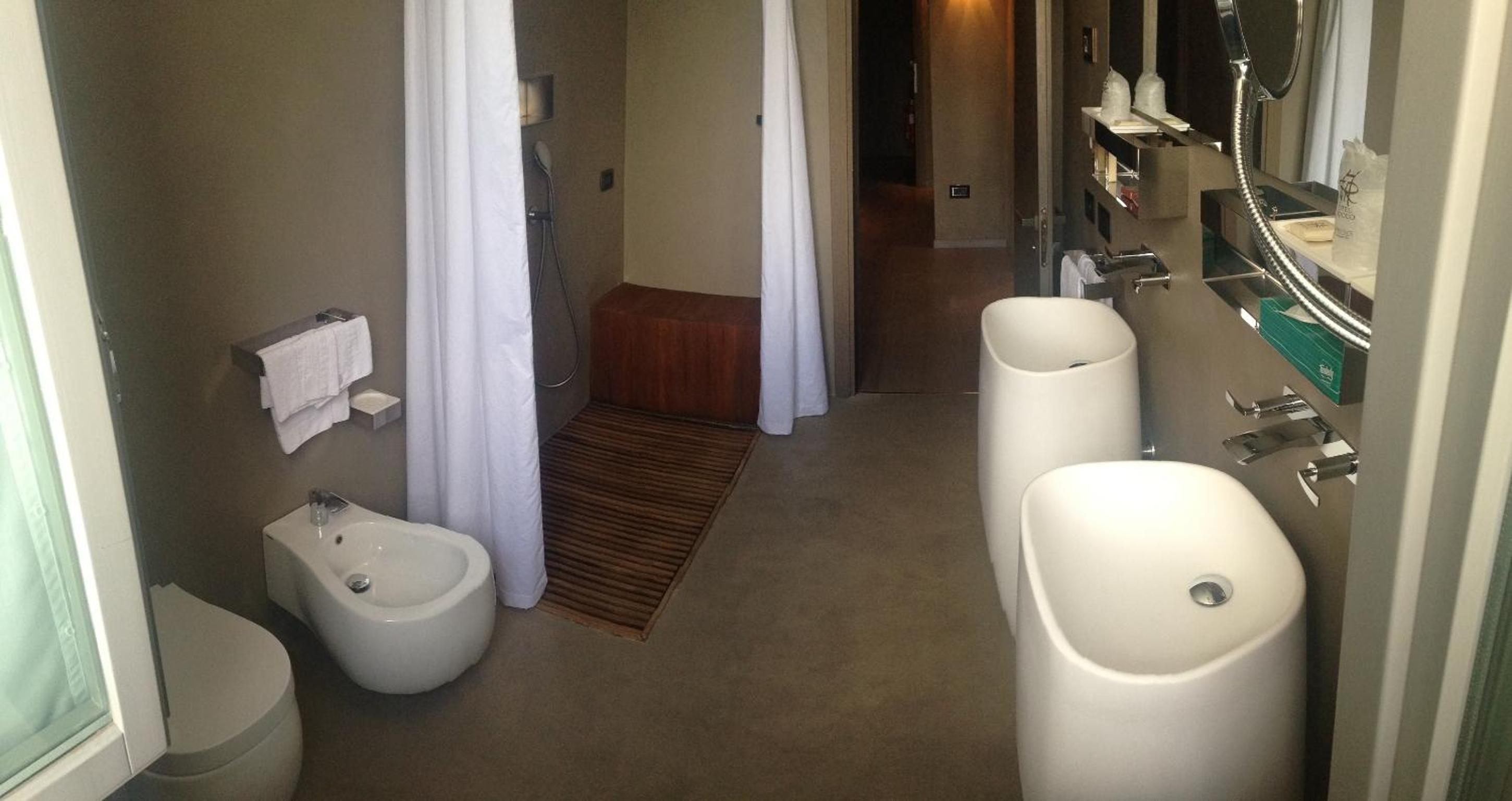 جناح جونيور ديلوكس، Hotel San Rocco 5/6