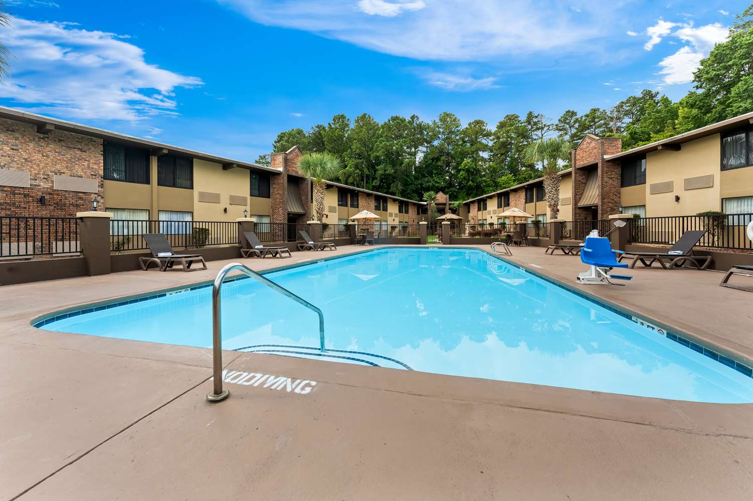 Best Western Riverside Inn 14/14