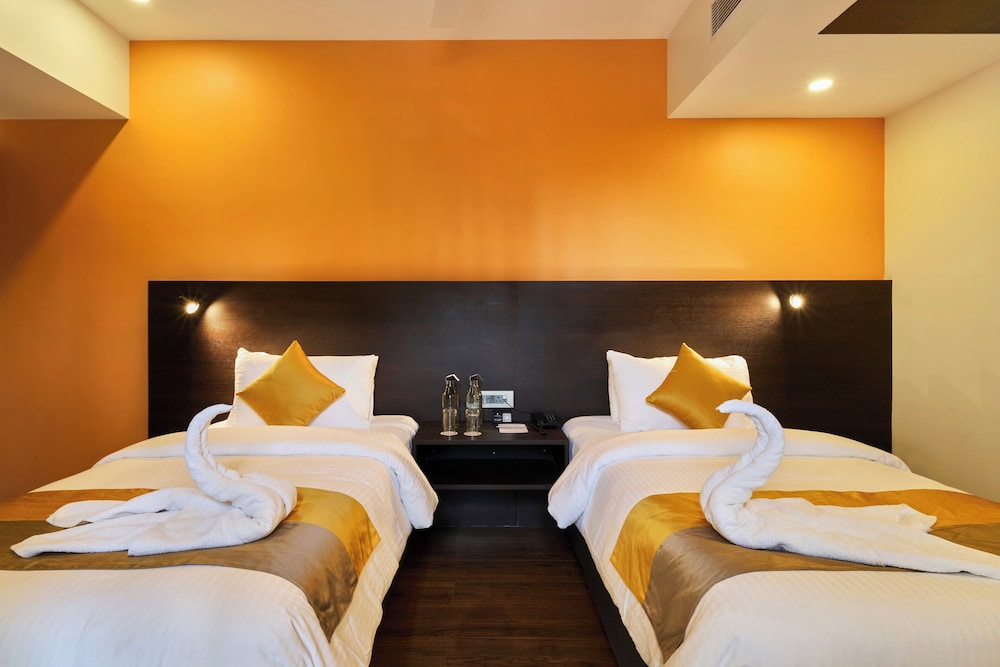 غرفة سوبيريور بسرير مزدوج بشرفة بإطلالة في الملحق، Astoria Hotels By Sparsa 2/5