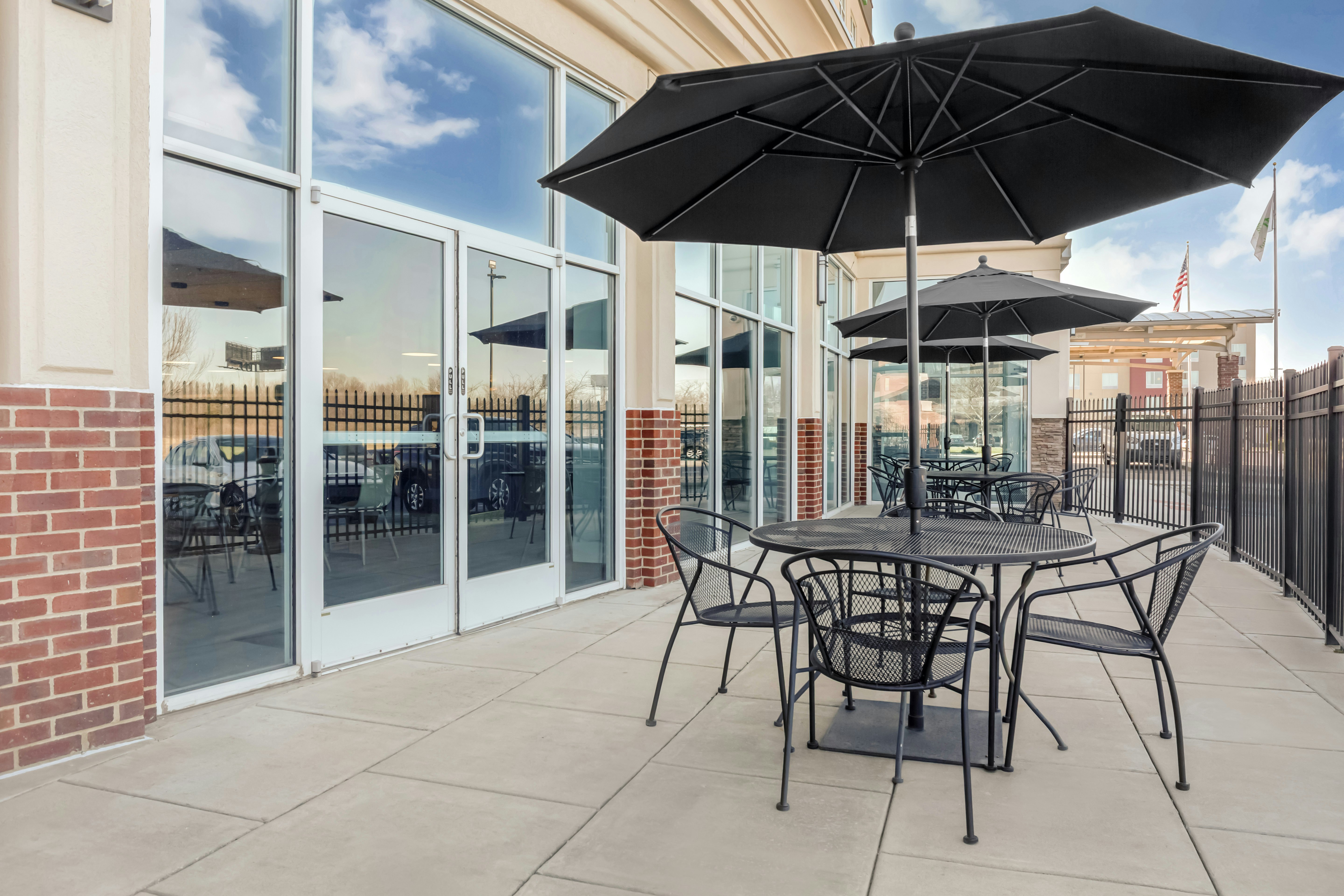 Holiday Inn Louisville Airport South 44/62