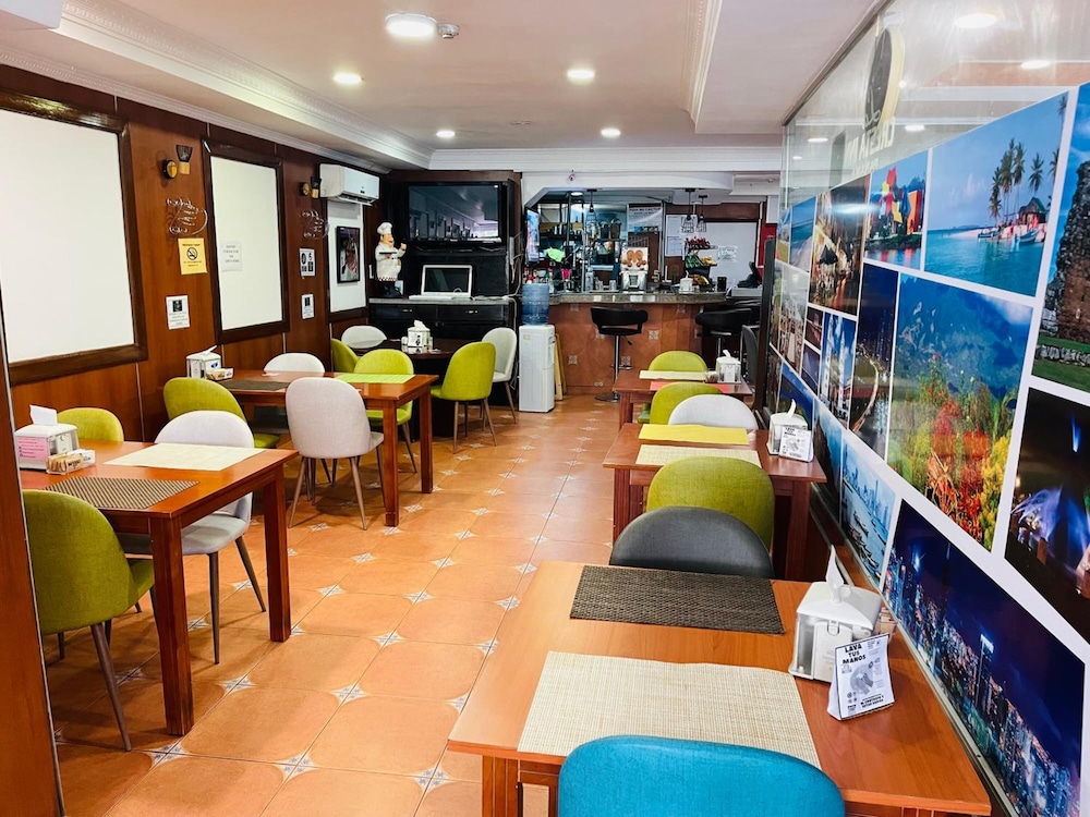 La Cresta Inn Hotel 23/34