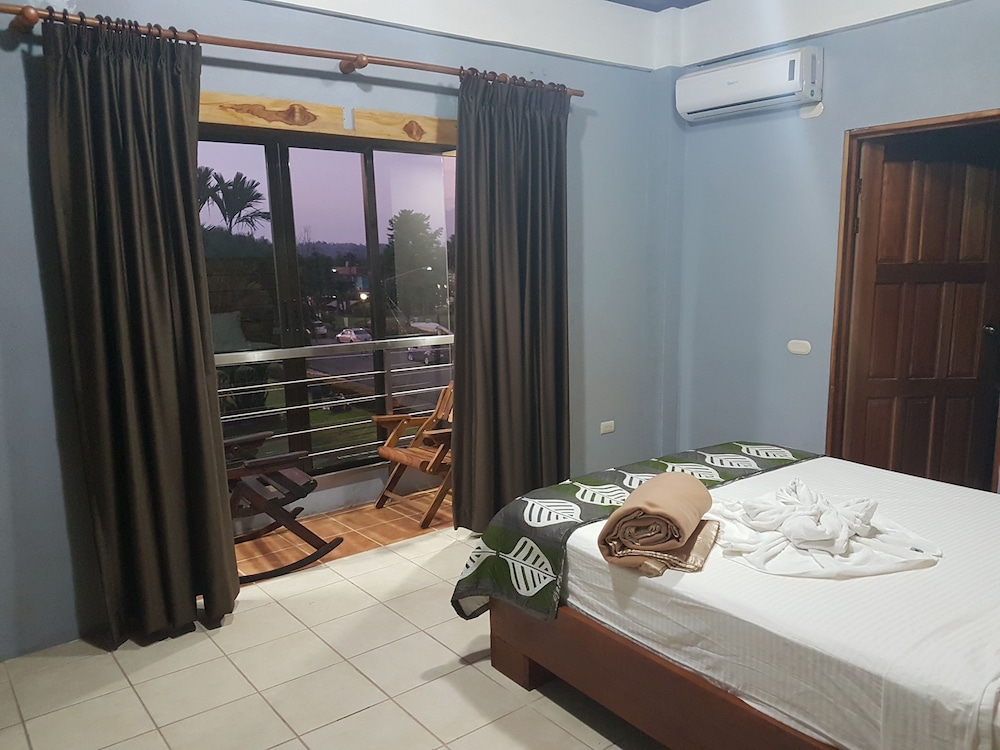 La Fortuna Downtown Boutique Hotel 48/60
