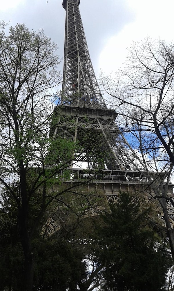 LE NOUVEL HOTEL DU THEATRE 5/48