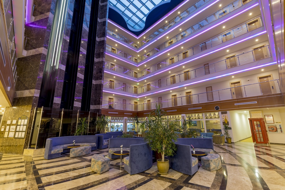 Holiday Garden Resort 5/40
