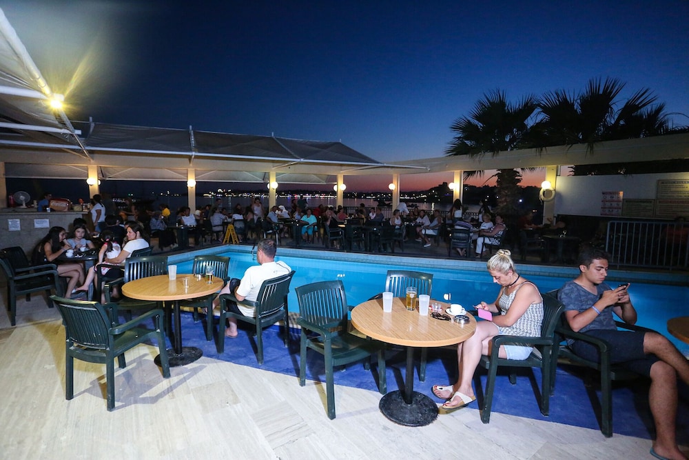 Tuntas Beach Hotel Altinkum 14/27