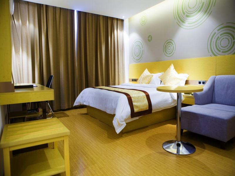GreenTree Inn Huanggang City Wuxue City Kanjiang Avenue 7/27